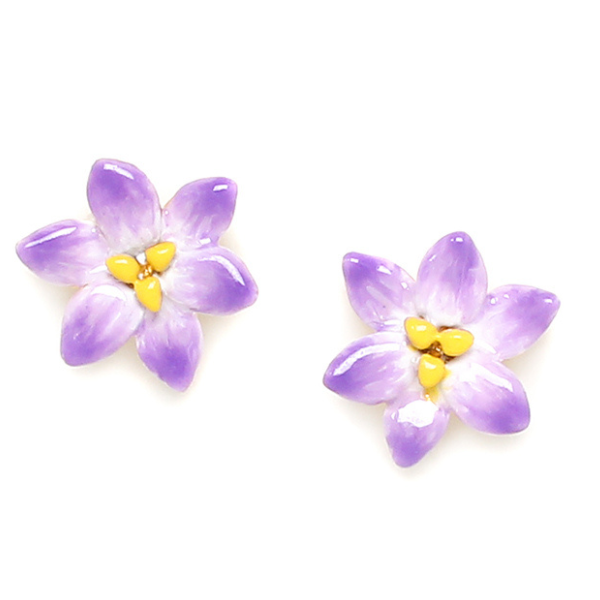 Image of tiny lilac flower earrings.