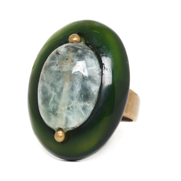 Image of chunky oval ring with rutilated quartz centre.