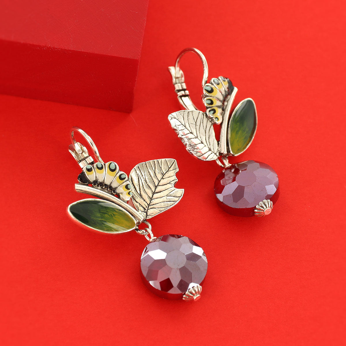 Taratata Cocoon Lever Back Earrings E25-03728-103