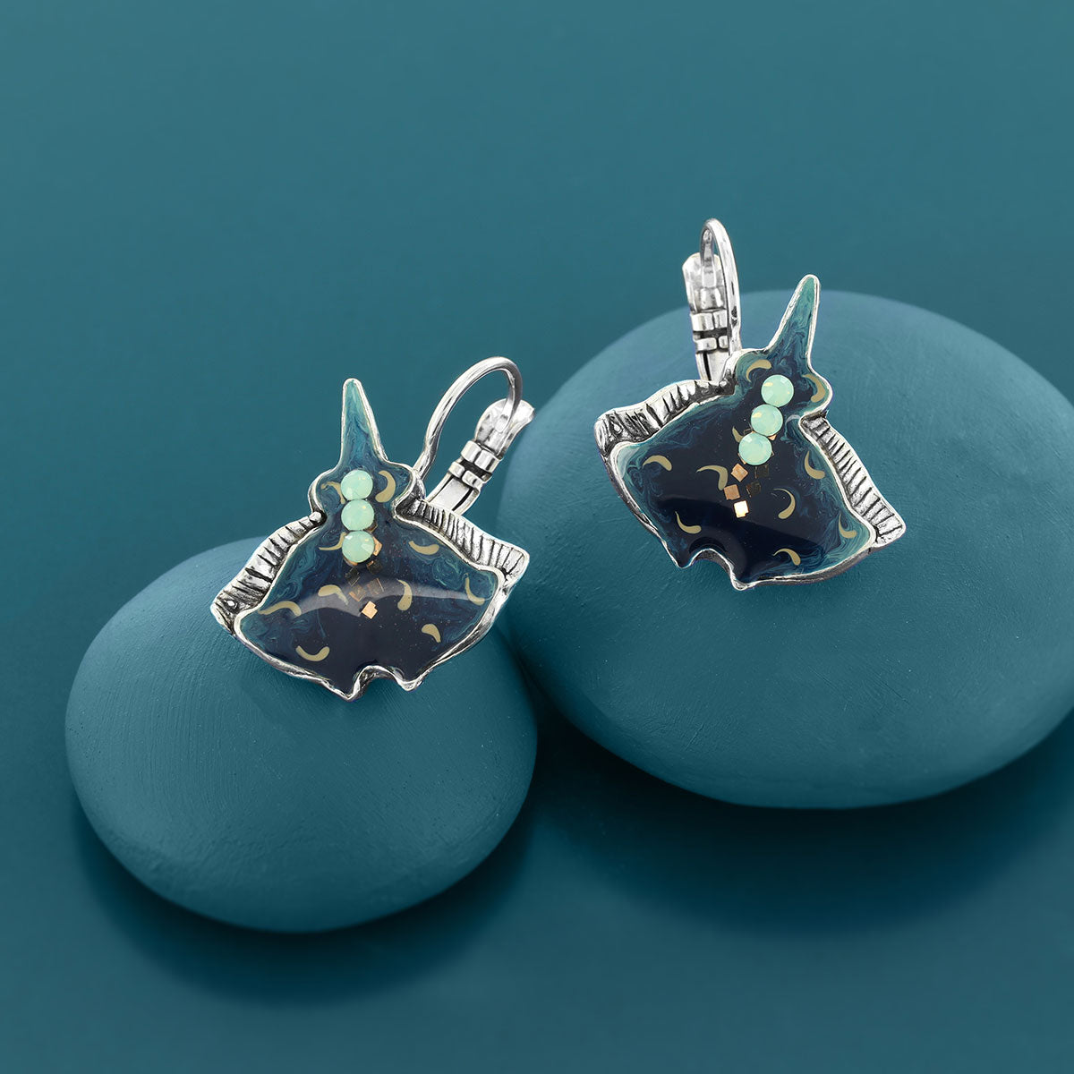 Taratata Abysses Lever Back Earrings E25-07772-104