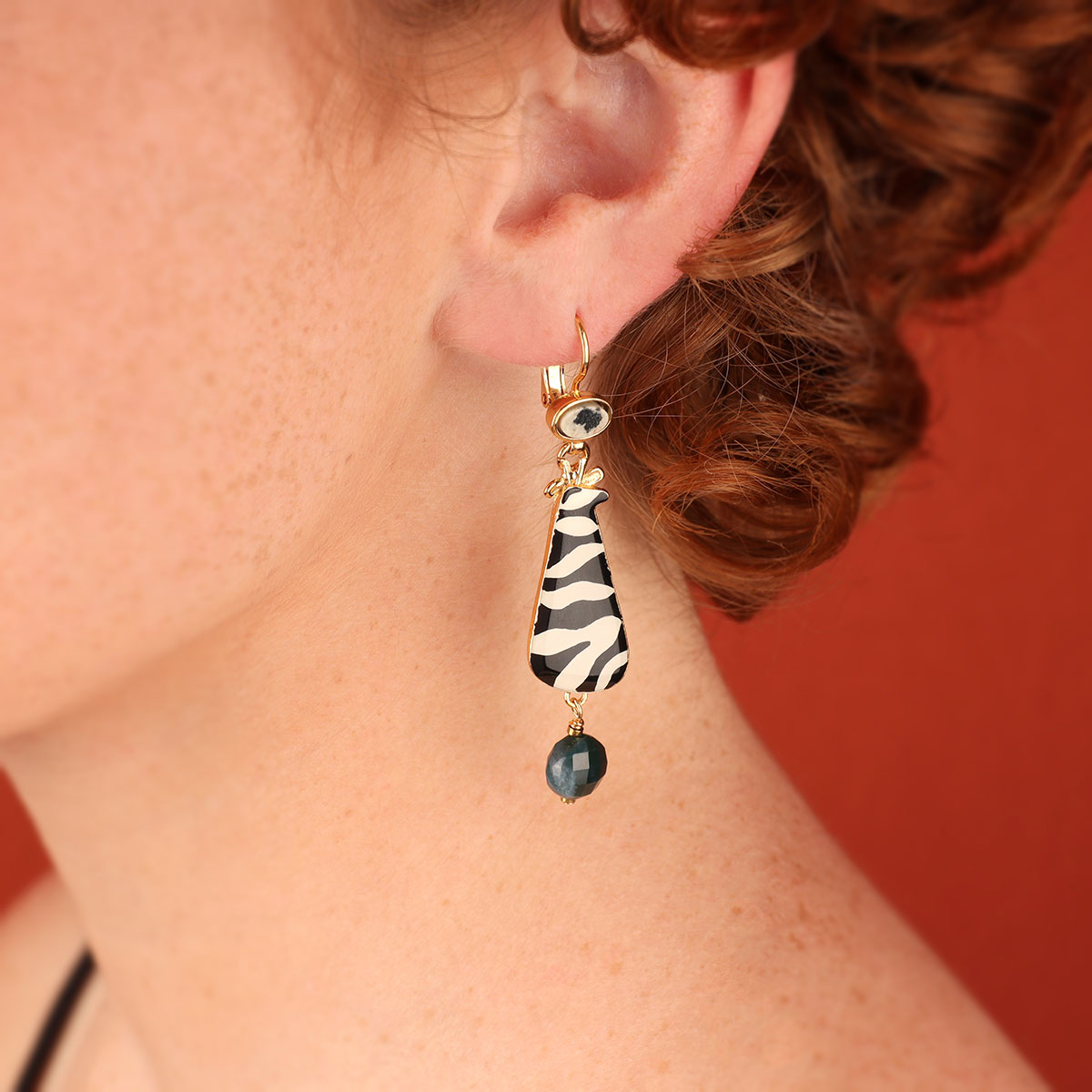Taratata Zebra Lever Back Earrings H25-04728-202