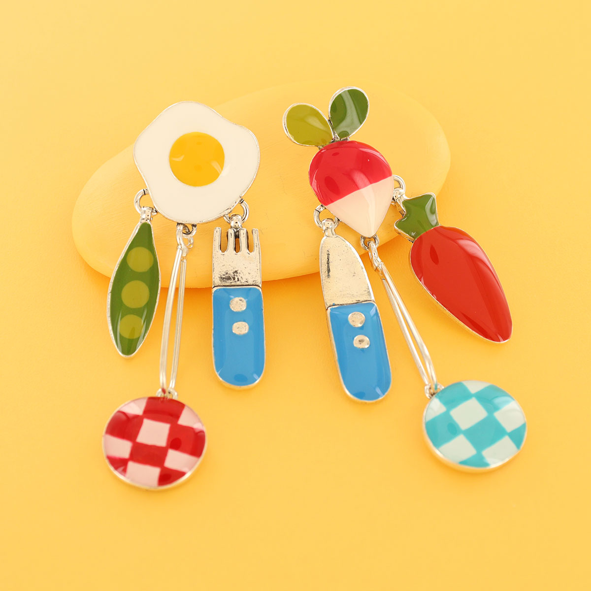 Taratata Dinette Lever Back Earrings H25-09979-10M